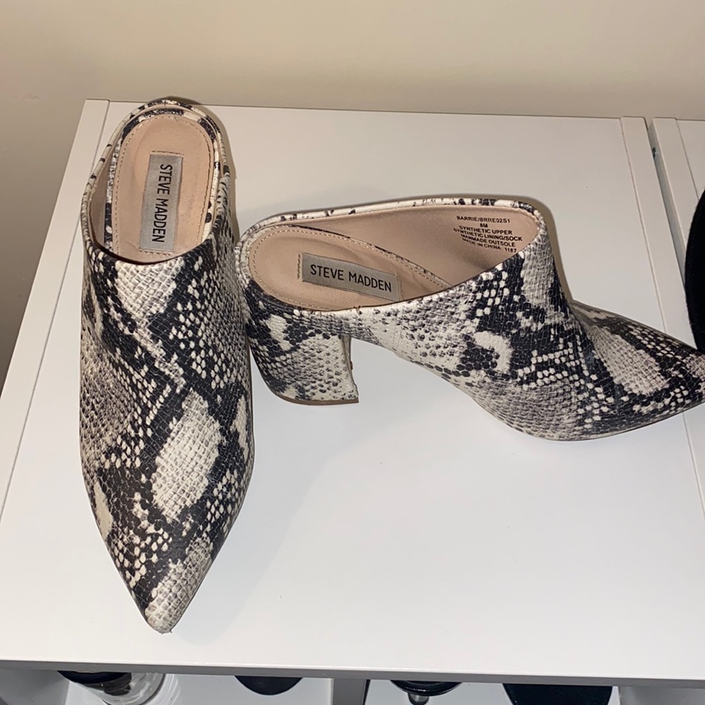 Steve Madden Snake Skin Heeled Mules size 8